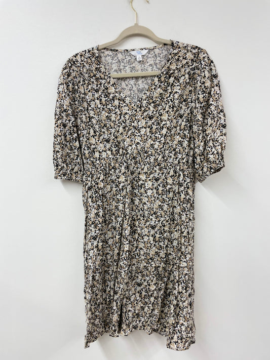 Time and Tru v-neck mini dress Size  S / EUC
