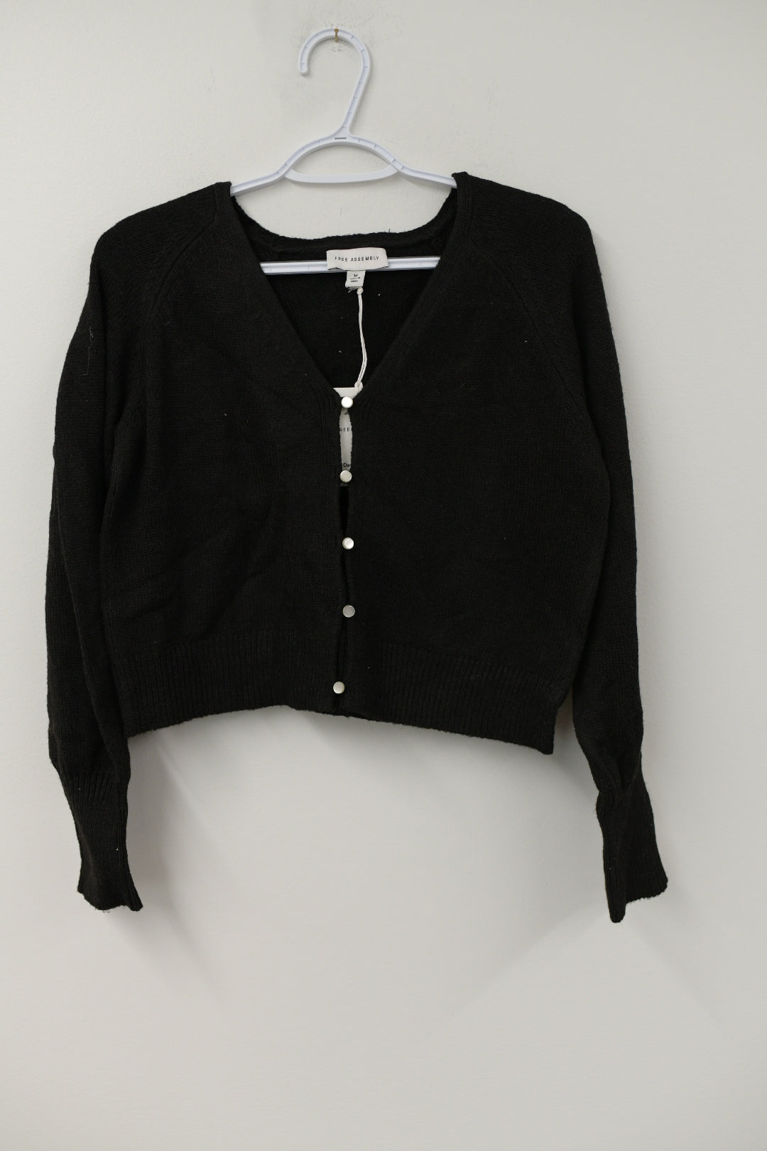 Free Assembly button up sweater cardigan Size M/ NWT