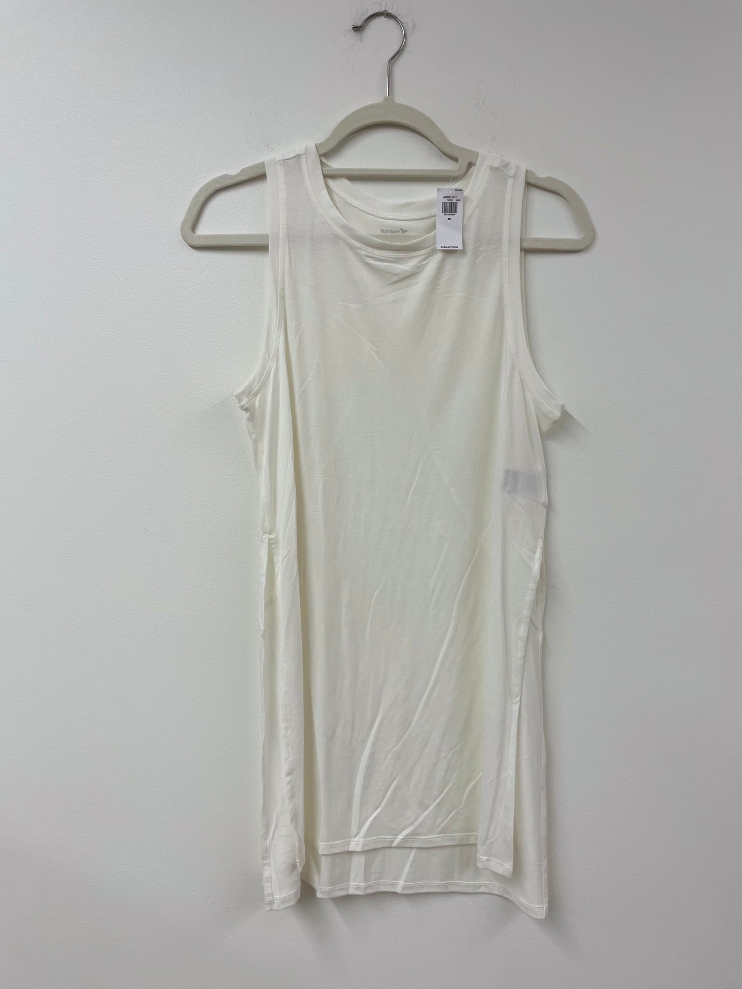 Old Navy athletic tank Size XS / NWT