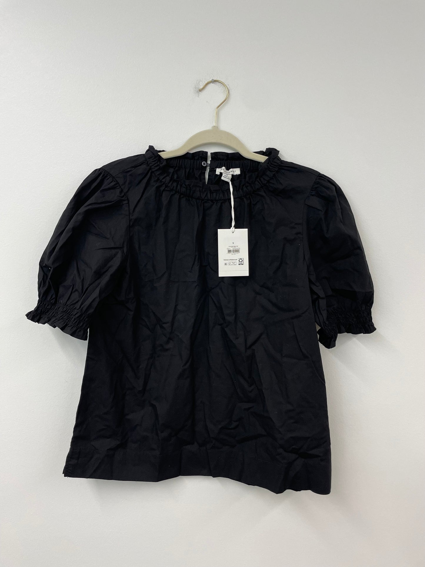 Free Assembly ruff neck top Size S / NWT