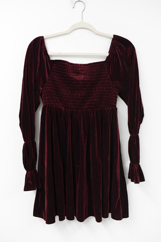 Celebrity Pink velvet mini dress Size M / EUC