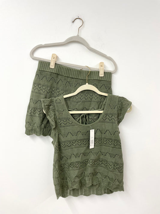 No Boundaries crochet short set Size L / NWT