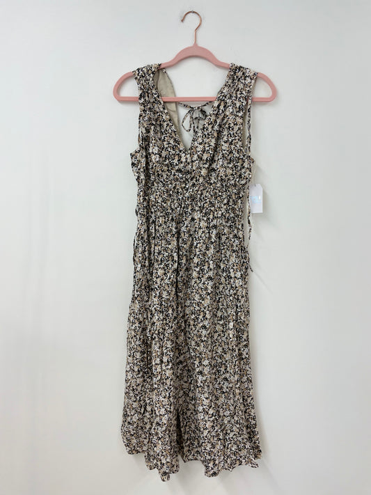 Time & Tru V Neck Smocked Midi Dress Size S / NWT