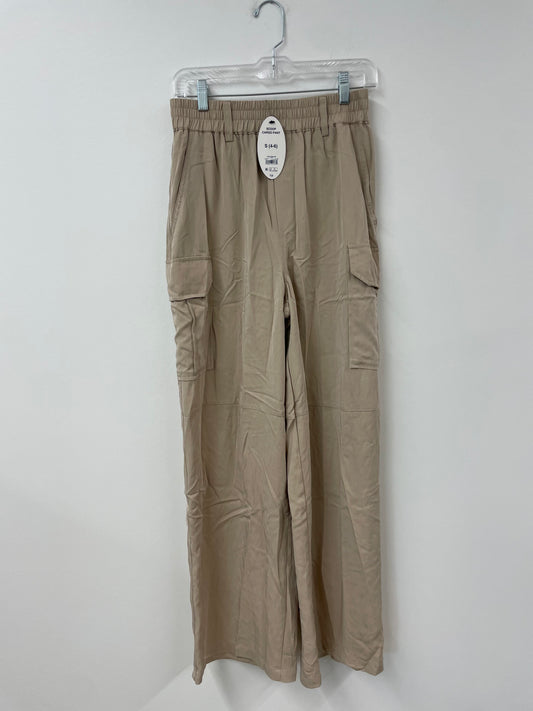 Scoop cargo pants Size S /NWT