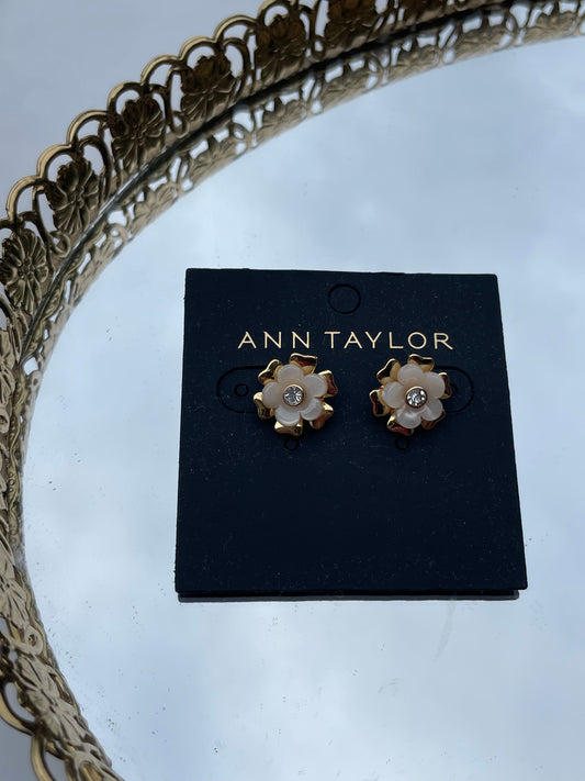 Ann Taylor flower stud earrings