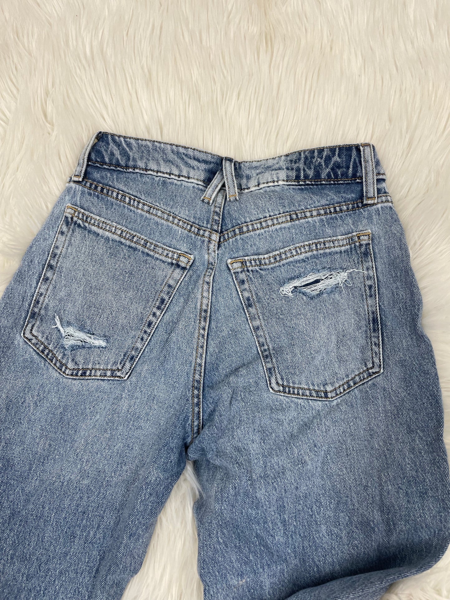 Maurices  high rise curvy jeans Size 4 \EUC
